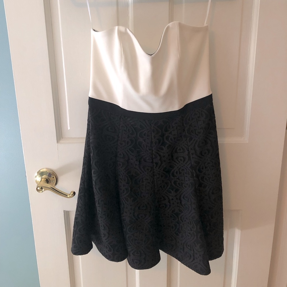 Elorie Black and White Strapless Dress, Size 8